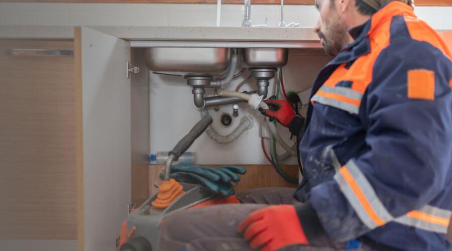 Professional tankless water heater installation services in East Palestine, OH